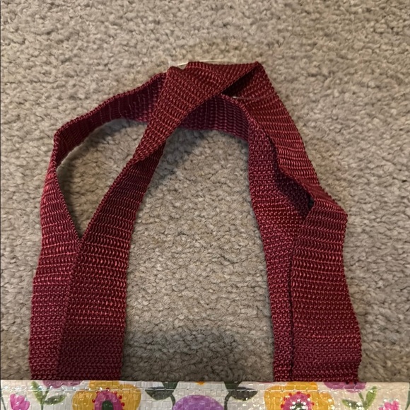 NATURAL LIFE Red Floral Insulated Lunch Bag and Keychain Combo - Picture 10 of 11